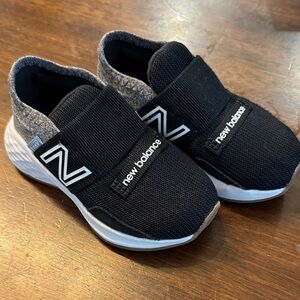 New Balance Kids' Black and Gray Sneakers